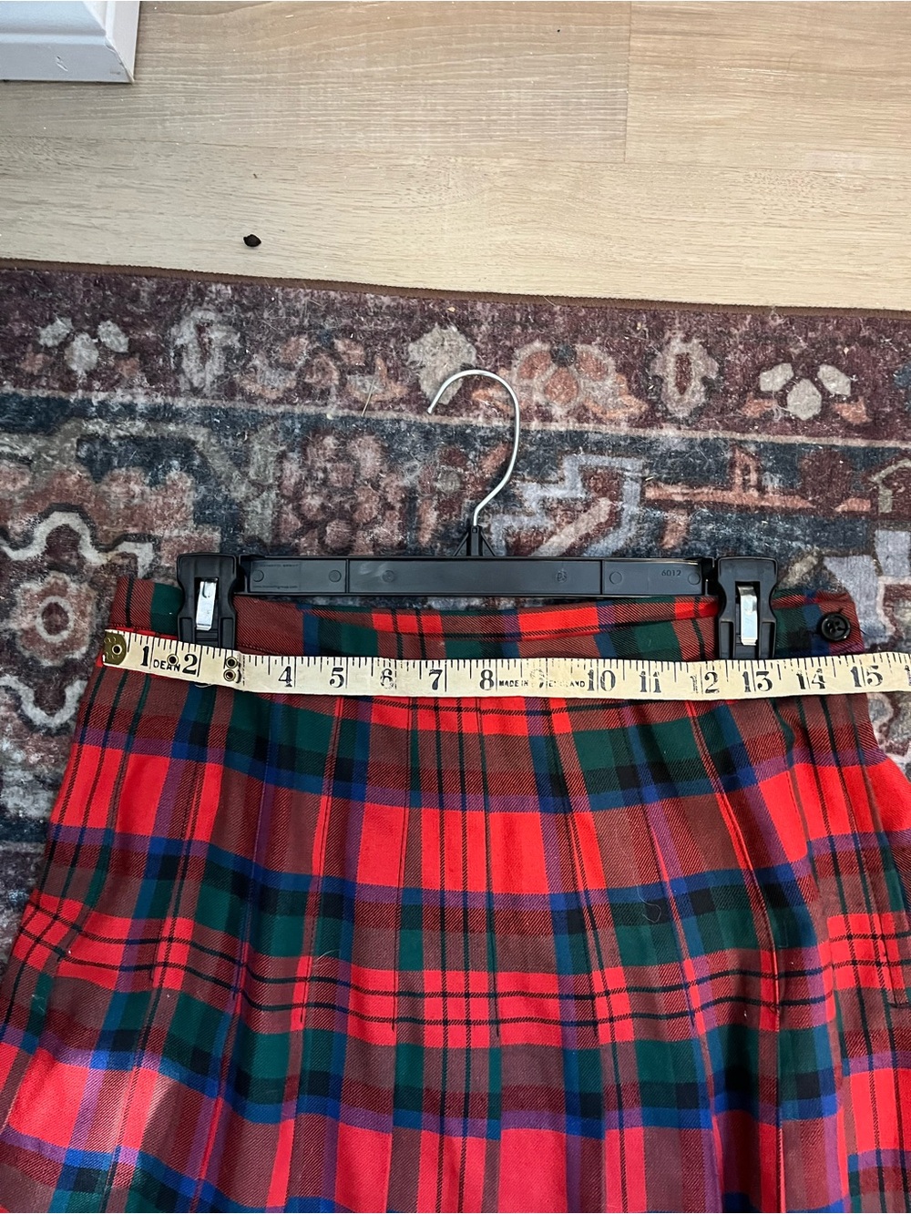 Vintage Classic Red Tartan Pleated Plaid Skirt - Size M 30” Waist (8) - Picture 6 of 7